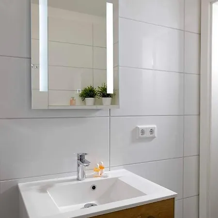 Apartment 21119 *